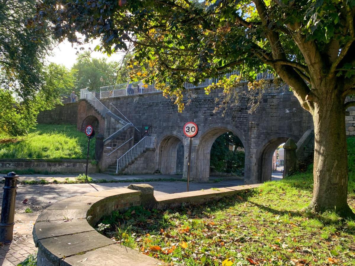 Stay In The Heart Of York At The Hampden - Free Parking - York Holiday Home Εξωτερικό φωτογραφία